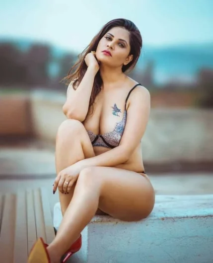WhatsApp Number +91-9958560360 Call Girls near Golden Tulip City Centre Gurgaon (Escorts Service)