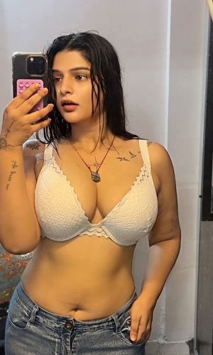 Desi Escort Service New Delhi Low Rate 9958560360 Call Girls Free Home Delivery