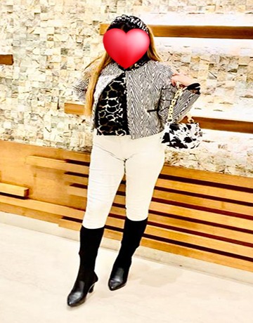 Call Girls in Vasant Kunj escorts near The Grand Hotel call now -9958560360