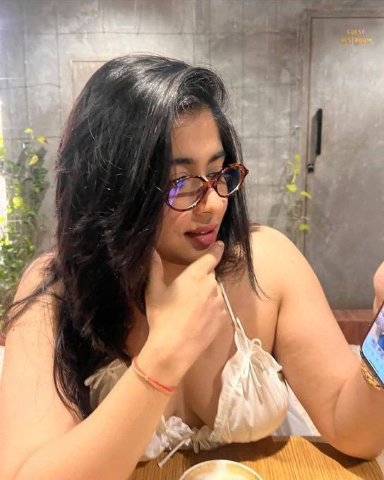 Call Girl in Indirapuram Escort Service with fully sanitized room -9958560360