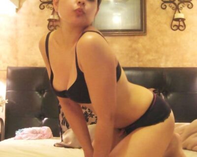 call-girls-indian-escort-in-new-delhi-2527872_original
